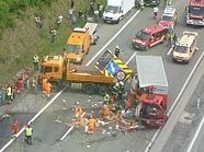 Der heftige LKW Unfall war der zweite Einsatz der ÖAMTC-Flugretter. Der heftige LKW Unfall war der zweite Einsatz der ÖAMTC-Flugretter.