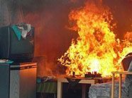 Die Ursache für den Zimmerbrand ist bislang ungeklärt. Die Ursache für den Zimmerbrand ist bislang ungeklärt.