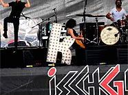 The Killers heizten der Menge in Ischgl ein. The Killers heizten der Menge in Ischgl ein.