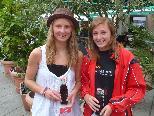 Annika Bell (links) und Maria Nussbaumer (rechts), die Siegerinnen der U20- und U16-Altersklassen Annika Bell (links) und Maria Nussbaumer (rechts), die Siegerinnen der U20- und U16-Altersklassen