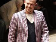McQueen spendet Geld aber auch an Wohltätigkeitsorganisationen - Großteil des Vermögens geht an Angehörige McQueen spendet Geld aber auch an Wohltätigkeitsorganisationen - Großteil des Vermögens geht an Angehörige
