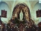 Die Lourdes-Grotte aus Tuffstein wurde in den 80er-Jahren durch ein Bild ersetzt