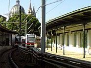 Drei Männer prügelten in der U6-Station Gumpendorfer Straße aufeinander ein. Drei Männer prügelten in der U6-Station Gumpendorfer Straße aufeinander ein.