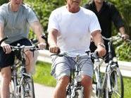 Ex-Gouverneur Arnold Schwarzenegger aß in Stamm-Restaurant "Cafe Roma" Ex-Gouverneur Arnold Schwarzenegger aß in Stamm-Restaurant "Cafe Roma"