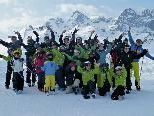 Die Schitrainingsgruppe 2011 freut sich auf dich! Die Schitrainingsgruppe 2011 freut sich auf dich!