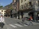 Die Silbertalerstraße im Ortszentrum von Schruns wird saniert. Teilweise werden zugleich Fernwärmeleitungen verlegt. Die Silbertalerstraße im Ortszentrum von Schruns wird saniert. Teilweise werden zugleich Fernwärmeleitungen verlegt.