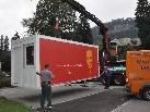 Ein Seliger in spe im Container Ein Seliger in spe im Container