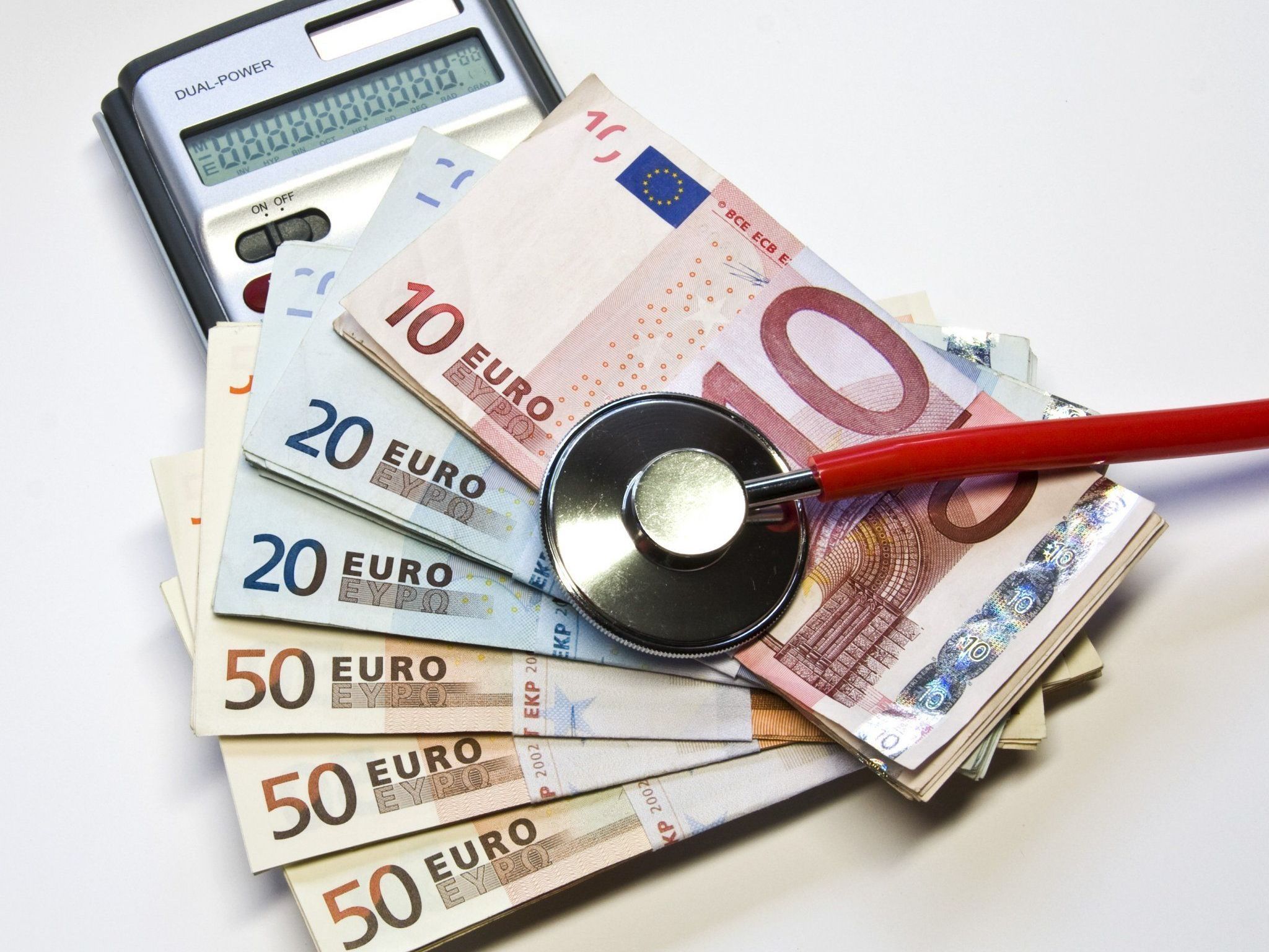 Nix wird's mit den geplanten harten Einsparungen Nix wird's mit den geplanten harten Einsparungen