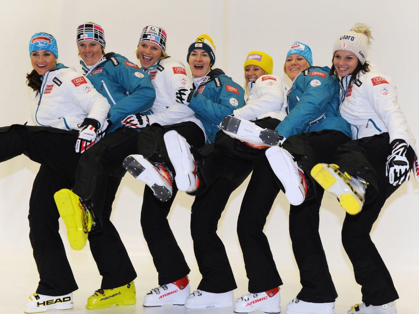 ÖSV-Einkleidung: Damen Ski-Team