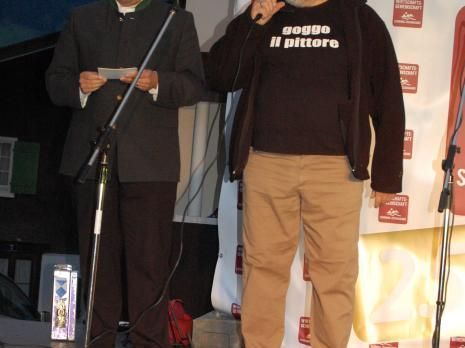 Zahlreiche Künstler stellten sich bei der Eröffnung vor. Zahlreiche Künstler stellten sich bei der Eröffnung vor.