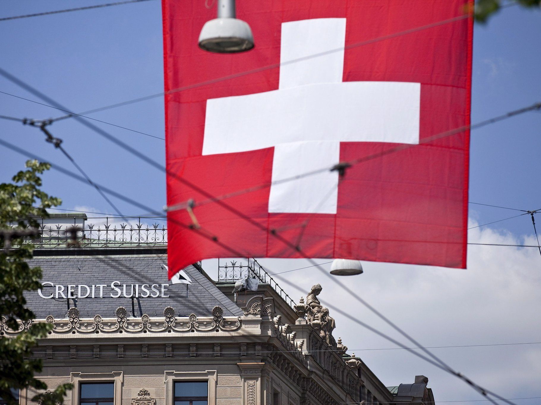 Die Steuererträge würden von der Schweiz auf anonymer Basis an die griechischen Behörden überwiesen. Die Steuererträge würden von der Schweiz auf anonymer Basis an die griechischen Behörden überwiesen.