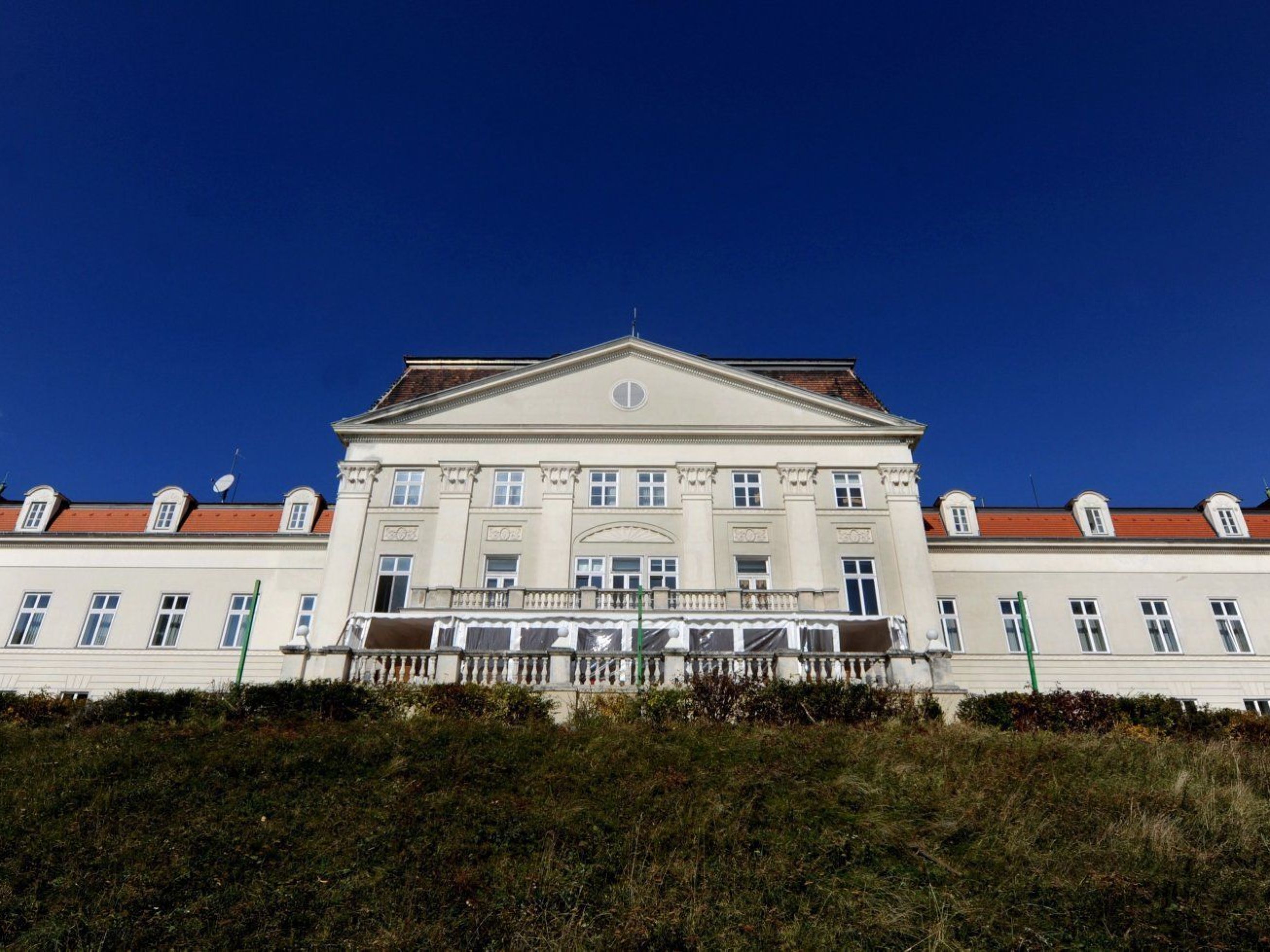 Todesfälle im Heim Schloss Wilhemlinenberg wurden von einer Zeugin geschildert. Todesfälle im Heim Schloss Wilhemlinenberg wurden von einer Zeugin geschildert.