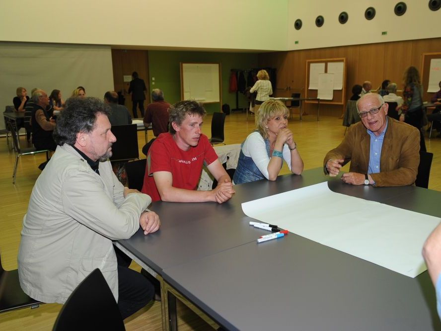 Workshops: der Schlosshügel, das Koblacher Ried, der Kummenberg und die Gewässer wurden diskutiert. Workshops: der Schlosshügel, das Koblacher Ried, der Kummenberg und die Gewässer wurden diskutiert.