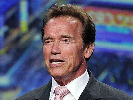 Arnold Schwarzenegger wurde Opfer eines Telefonstreichs von Ö3-Callboy Gernot Kulis Arnold Schwarzenegger wurde Opfer eines Telefonstreichs von Ö3-Callboy Gernot Kulis