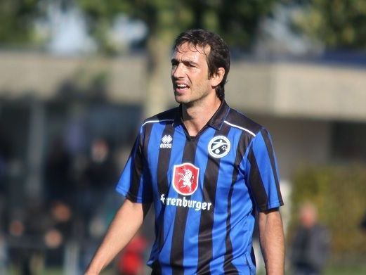 Rätia Spielertrainer Didi Berchtold hat allen Grund zur Freude. Rätia Spielertrainer Didi Berchtold hat allen Grund zur Freude.