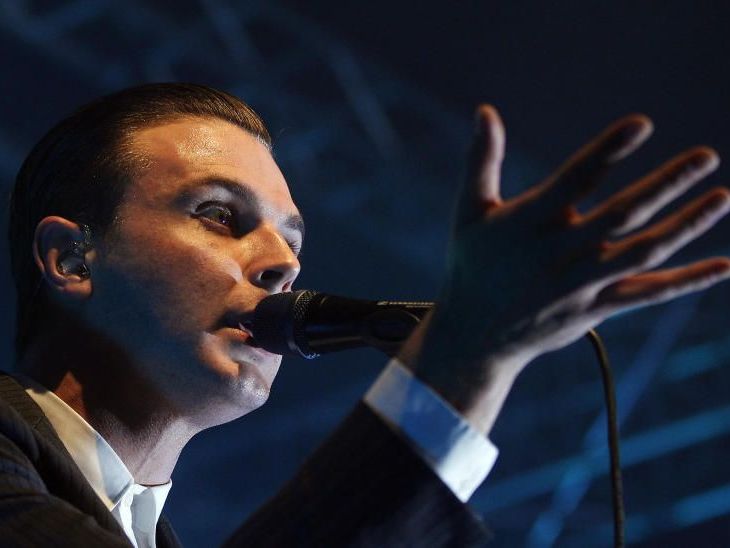 Sänger Theo Hutchcraft von der Band "Hurts". Sänger Theo Hutchcraft von der Band "Hurts".