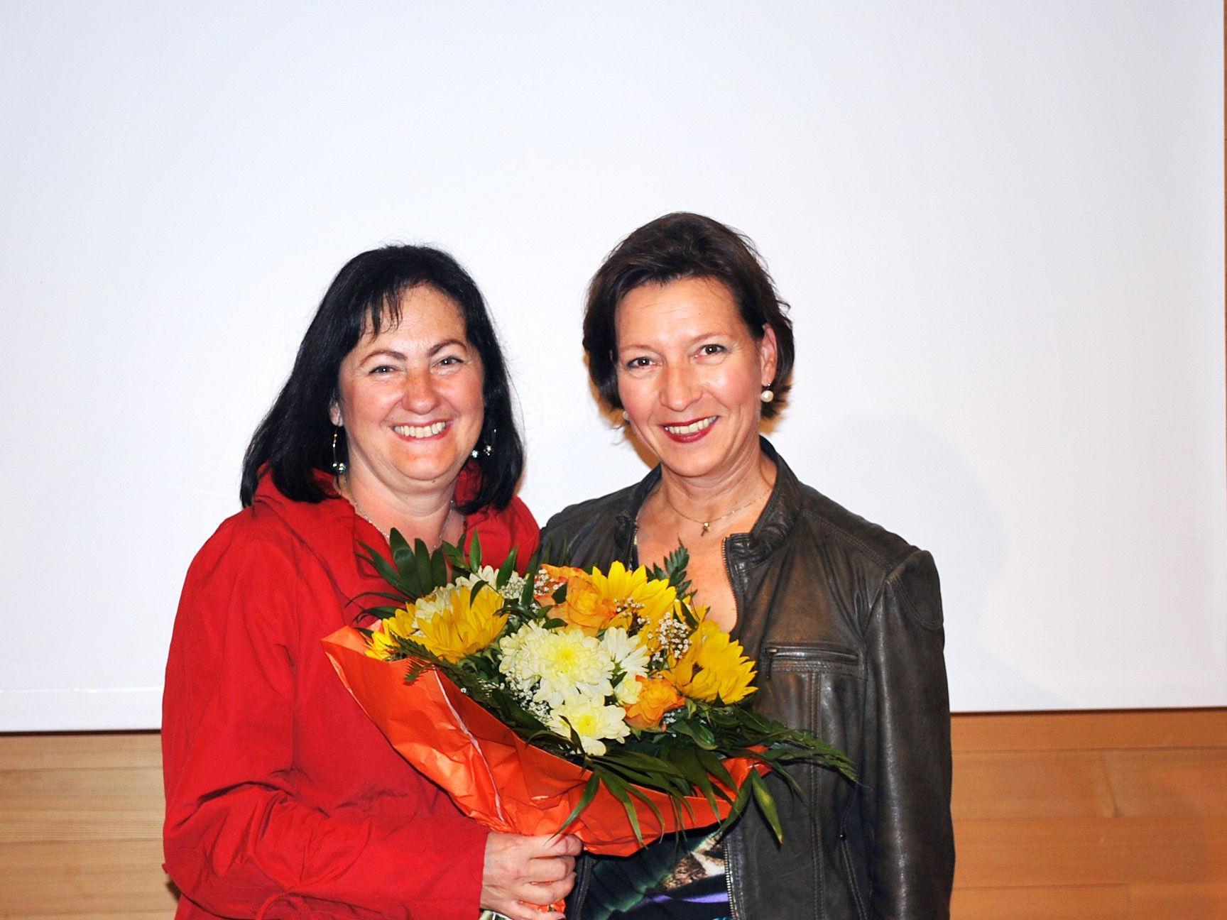 Olga Pircher (links) und Ministerin Gabriele Heinisch-Hosek.