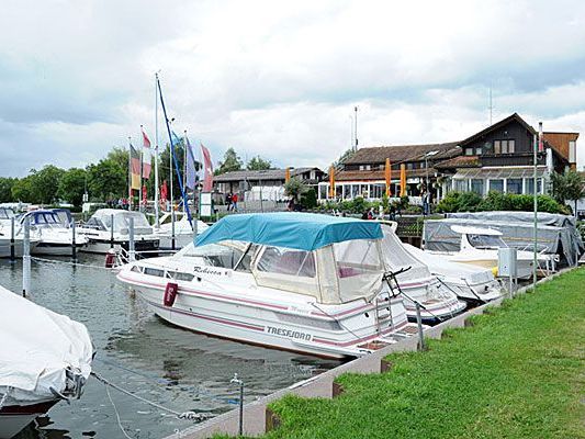 Am Rohrspitz werden noch länger keine Bauarbeiter beschäftigt, dafür umso mehr Juristen. Am Rohrspitz werden noch länger keine Bauarbeiter beschäftigt, dafür umso mehr Juristen.
