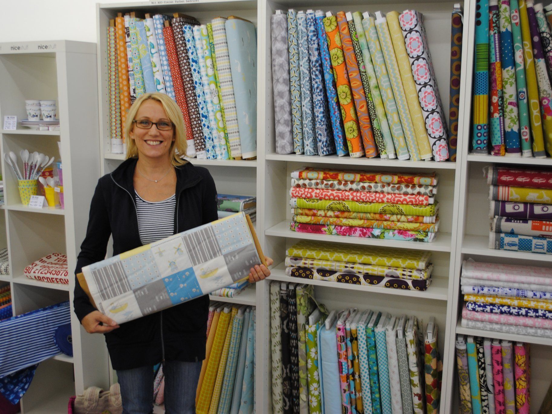 Der "Stoffsalon" in Wien-Neubau wurde feierlich eröffnet. Der "Stoffsalon" in Wien-Neubau wurde feierlich eröffnet.