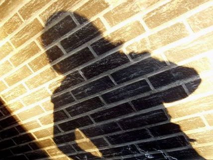 Versuchte Vergewaltigung in Wien-Liesing: Die Polizei fahndet nach dem Mann. Versuchte Vergewaltigung in Wien-Liesing: Die Polizei fahndet nach dem Mann.
