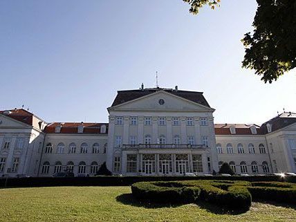 Bürgermeister Häupl äußerte sich zu den schweren Missbrauchsvorwürfen in Wiener Heimen. Bürgermeister Häupl äußerte sich zu den schweren Missbrauchsvorwürfen in Wiener Heimen.