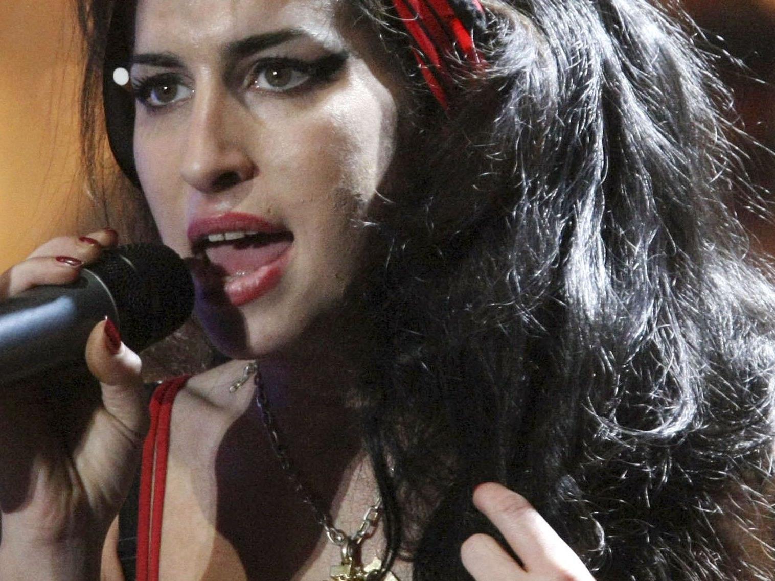 Neues Album von Amy Winehouse im Dezember