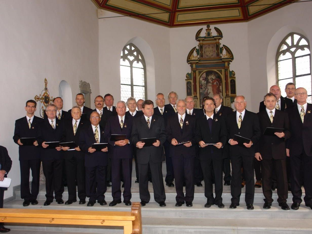 Liedertafel Feldkirch mit Chorleiter Prof. Walfried Kraher
