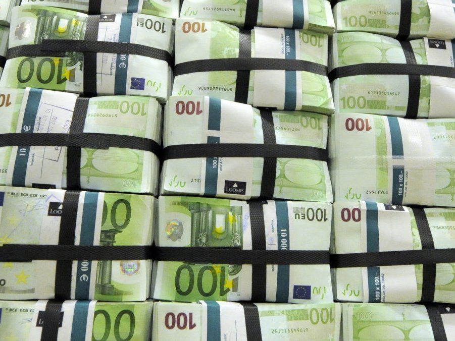 Geld bringt sie nicht, aber dafür jede Menge Informationen drumherum: die OeNB-App! Geld bringt sie nicht, aber dafür jede Menge Informationen drumherum: die OeNB-App!