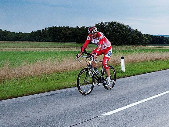 Christian Burtscher referiert über Ultra Radmarathon WM 2011. Christian Burtscher referiert über Ultra Radmarathon WM 2011.