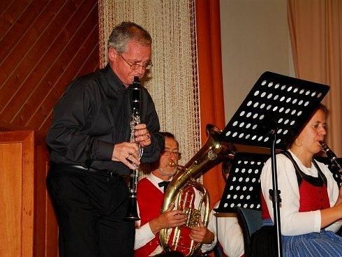 Ulrich Caba begeisterte mit seinem Solo auf der Klarinette. Ulrich Caba begeisterte mit seinem Solo auf der Klarinette.