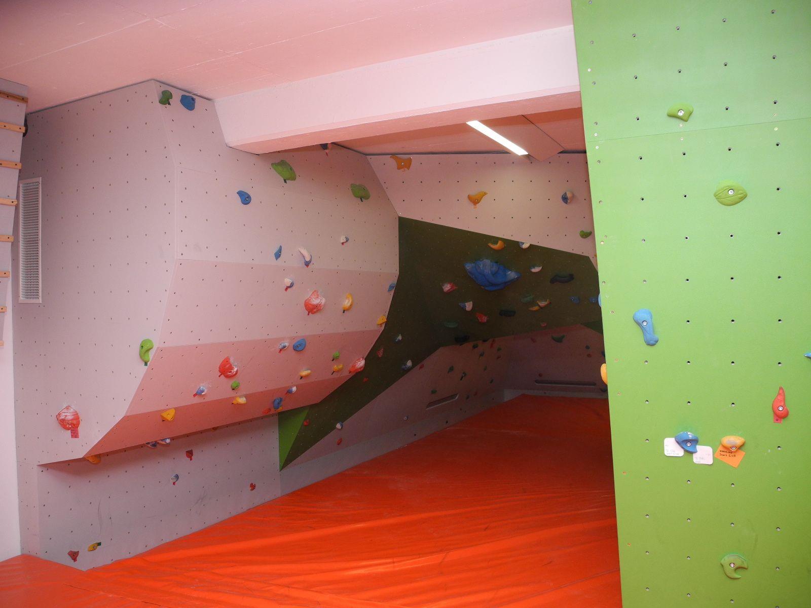 Der  „Boulderraum“ für Klettersportübungen des Alpenvereins