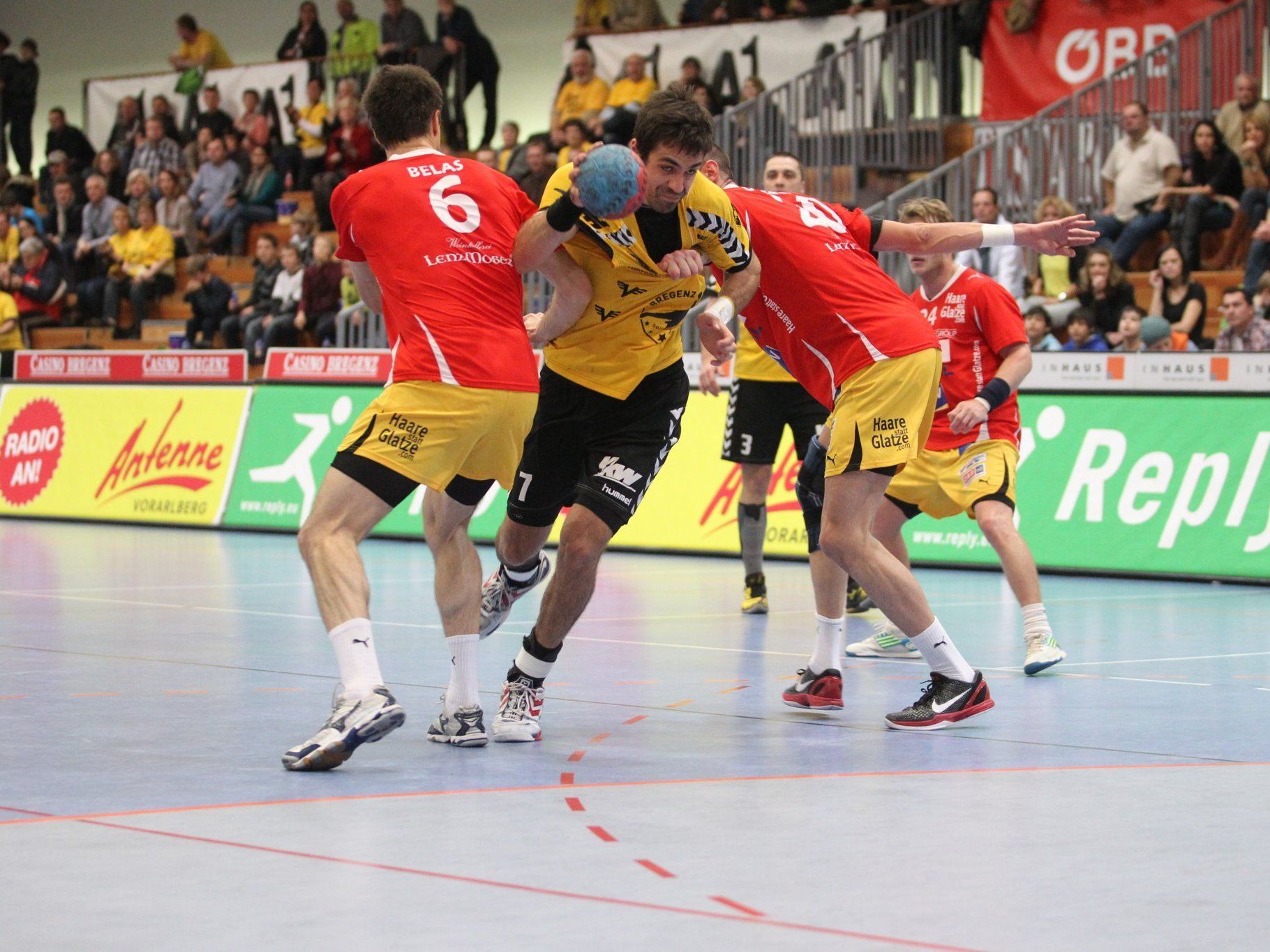 Philipp Günther (Mitte) und Co. lieferten sich mit Krems einen Kampf auf Biegen und Brechen. Philipp Günther (Mitte) und Co. lieferten sich mit Krems einen Kampf auf Biegen und Brechen.