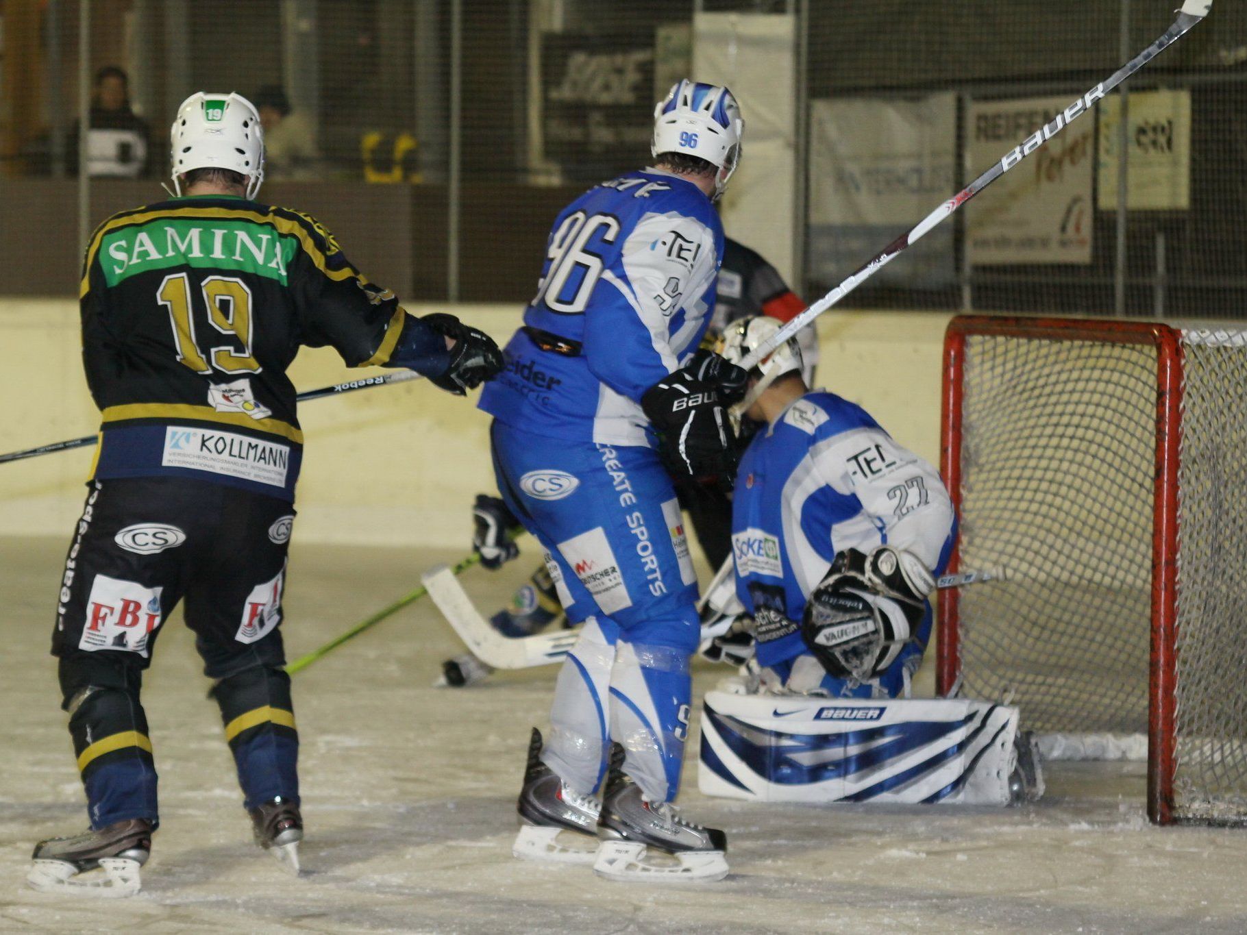 Dornbirn führt vor Montafon in der Vorarlbergliga. Dornbirn führt vor Montafon in der Vorarlbergliga.