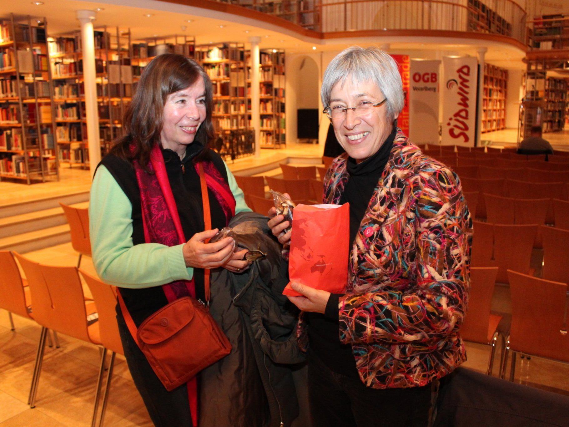 Silvia Gsenger (l.) mit Eva Häfele. Silvia Gsenger (l.) mit Eva Häfele.