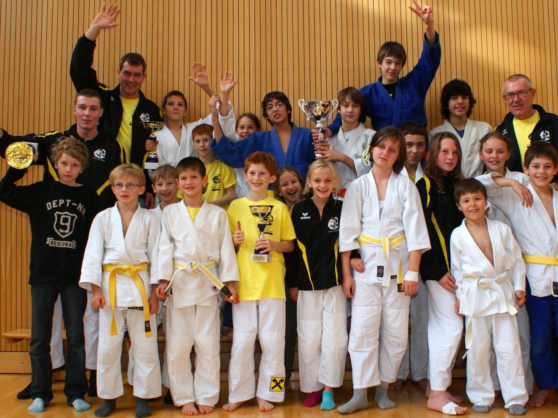 Die siegreiche Judo-Mannschaft aus Dornbirn