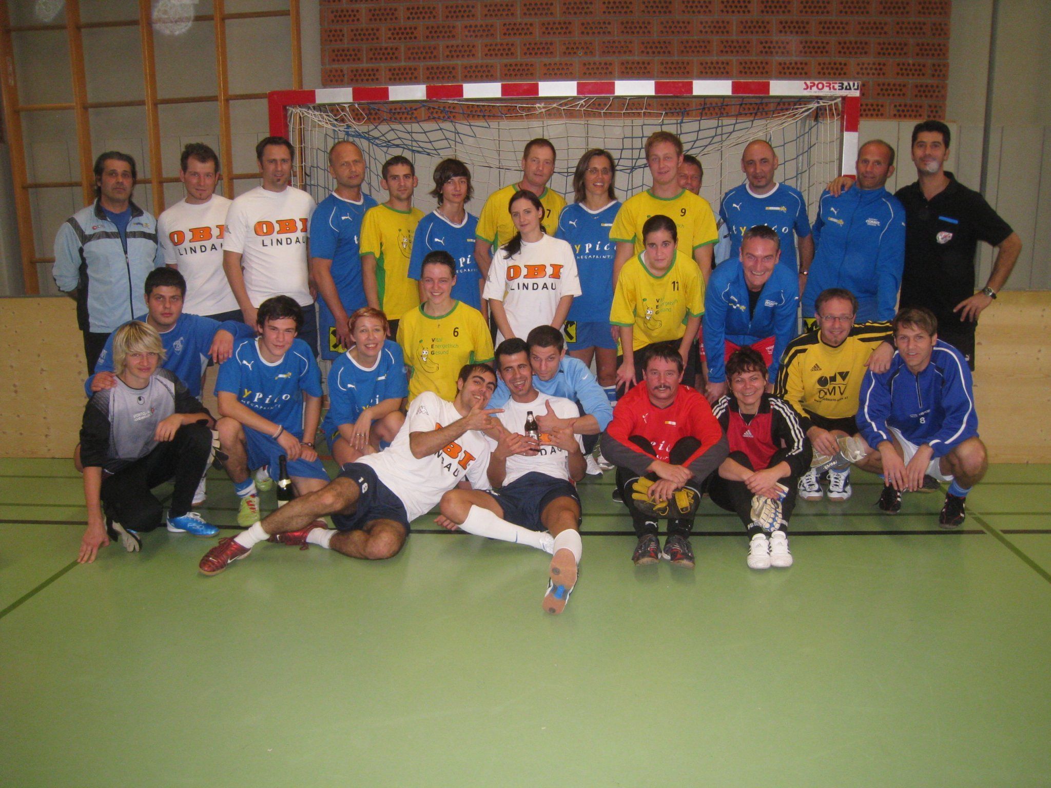 Fußballturnier für einen guten Zweck: Lochauer spielen für Lochauer. Fußballturnier für einen guten Zweck: Lochauer spielen für Lochauer.