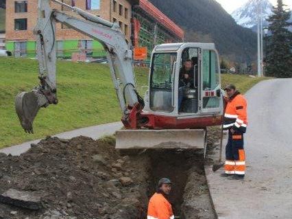 Wasserleitung Valschavielbach wurde neu verlegt. Wasserleitung Valschavielbach wurde neu verlegt.