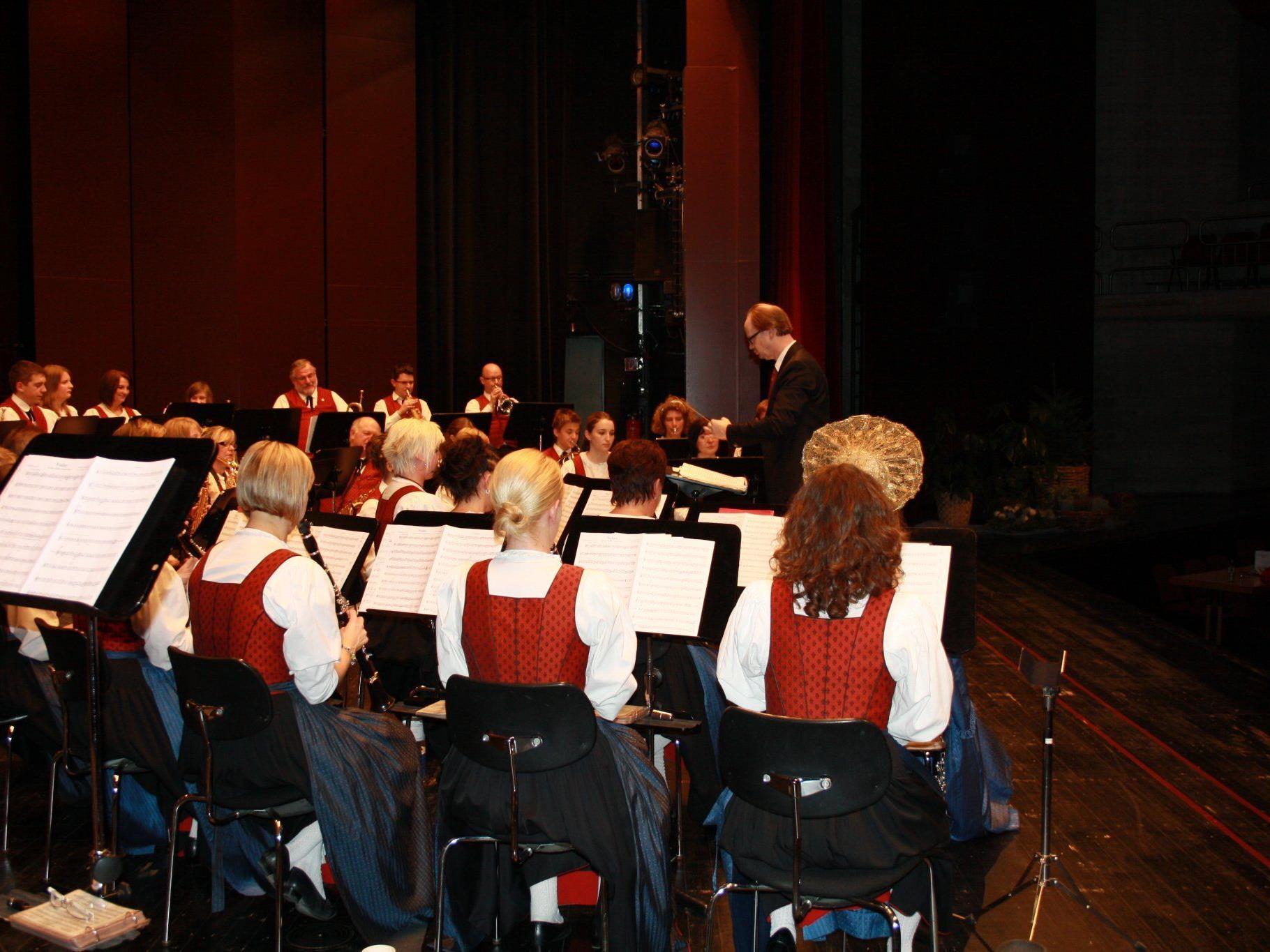 Schwungvolles Konzert der Stadtkapelle Dornbirn-Haselstauden begeisterte das Publikum.