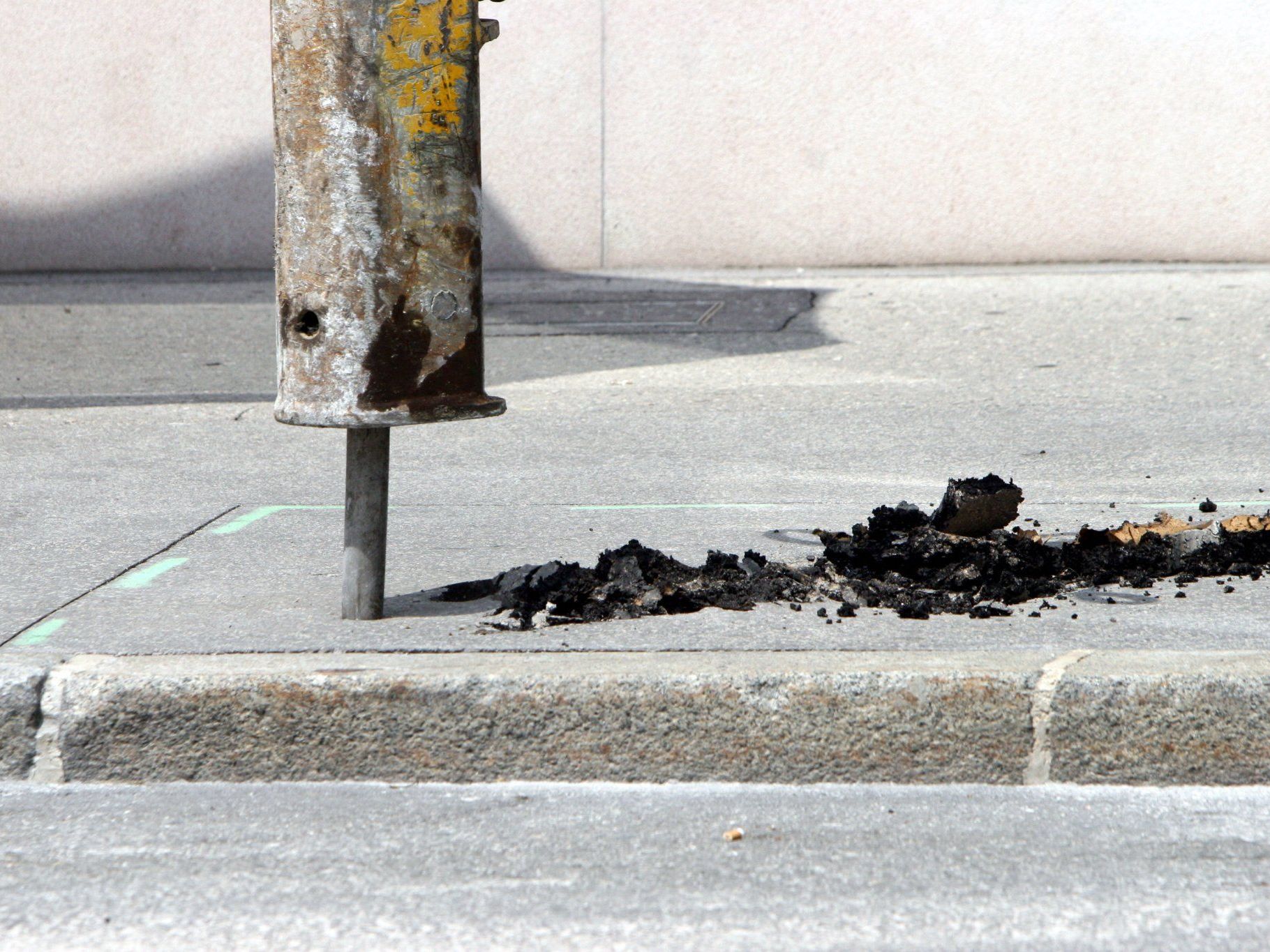 Vorsicht Autofahrer, auch im November gibt's frische Baustellen! Vorsicht Autofahrer, auch im November gibt's frische Baustellen!