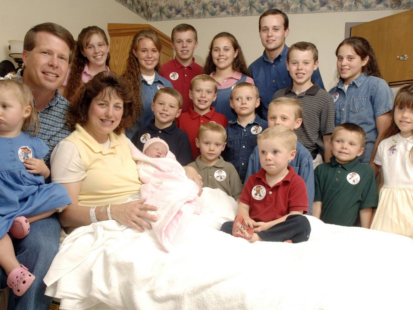 Michelle Duggar und Familie bei der Geburt ihres 17. Kindes Michelle Duggar und Familie bei der Geburt ihres 17. Kindes