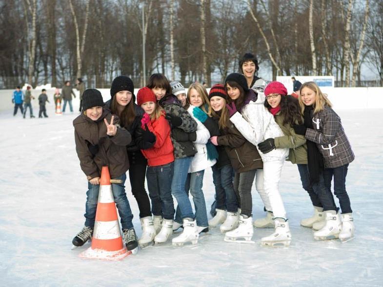 7700 Eisläufer besuchten pro Saison den Eislaufplatz beim Bregenzer Casino-Stadion – 75 Prozent davon waren Schüler.
