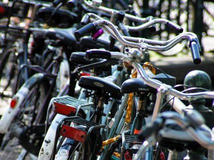 In Wien-Leopoldstadt konnte ein Fahrraddieb die Flucht ergreifen. In Wien-Leopoldstadt konnte ein Fahrraddieb die Flucht ergreifen.