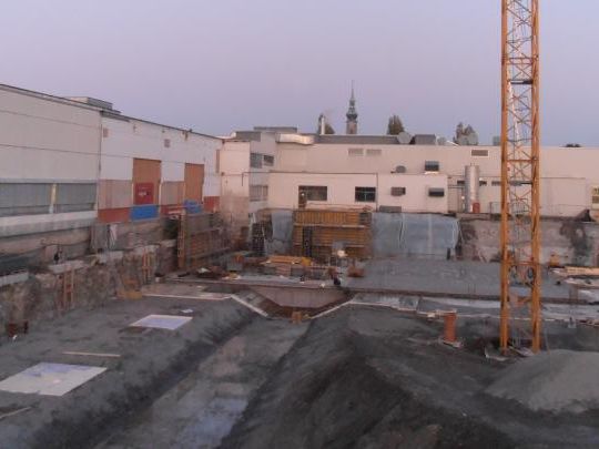 Mit dem begonnenen Zubau beim Werk 3 in Höchst installiert Blum auch eine Photovoltaikanlage, um Erfahrungen für weitere Projekte zu sammeln. Mit dem begonnenen Zubau beim Werk 3 in Höchst installiert Blum auch eine Photovoltaikanlage, um Erfahrungen für weitere Projekte zu sammeln.
