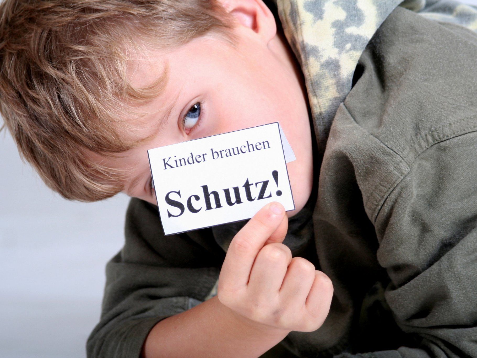 Betreuer dienstfrei gestellt - Vorwürfe müssen erst geprüft werden. Betreuer dienstfrei gestellt - Vorwürfe müssen erst geprüft werden.