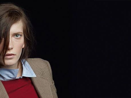 Paul Smith Woman setzt auf den neuen maskulinen Trend. Paul Smith Woman setzt auf den neuen maskulinen Trend.