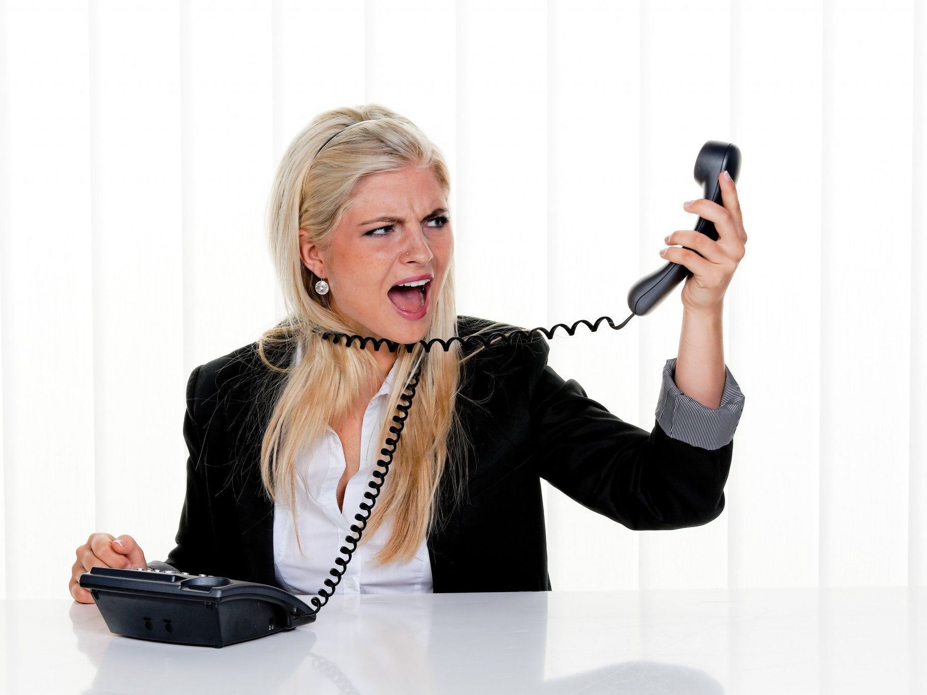 „+436666666“: Abzocke mit Tonband und Mehrwertnummer „+436666666“: Abzocke mit Tonband und Mehrwertnummer