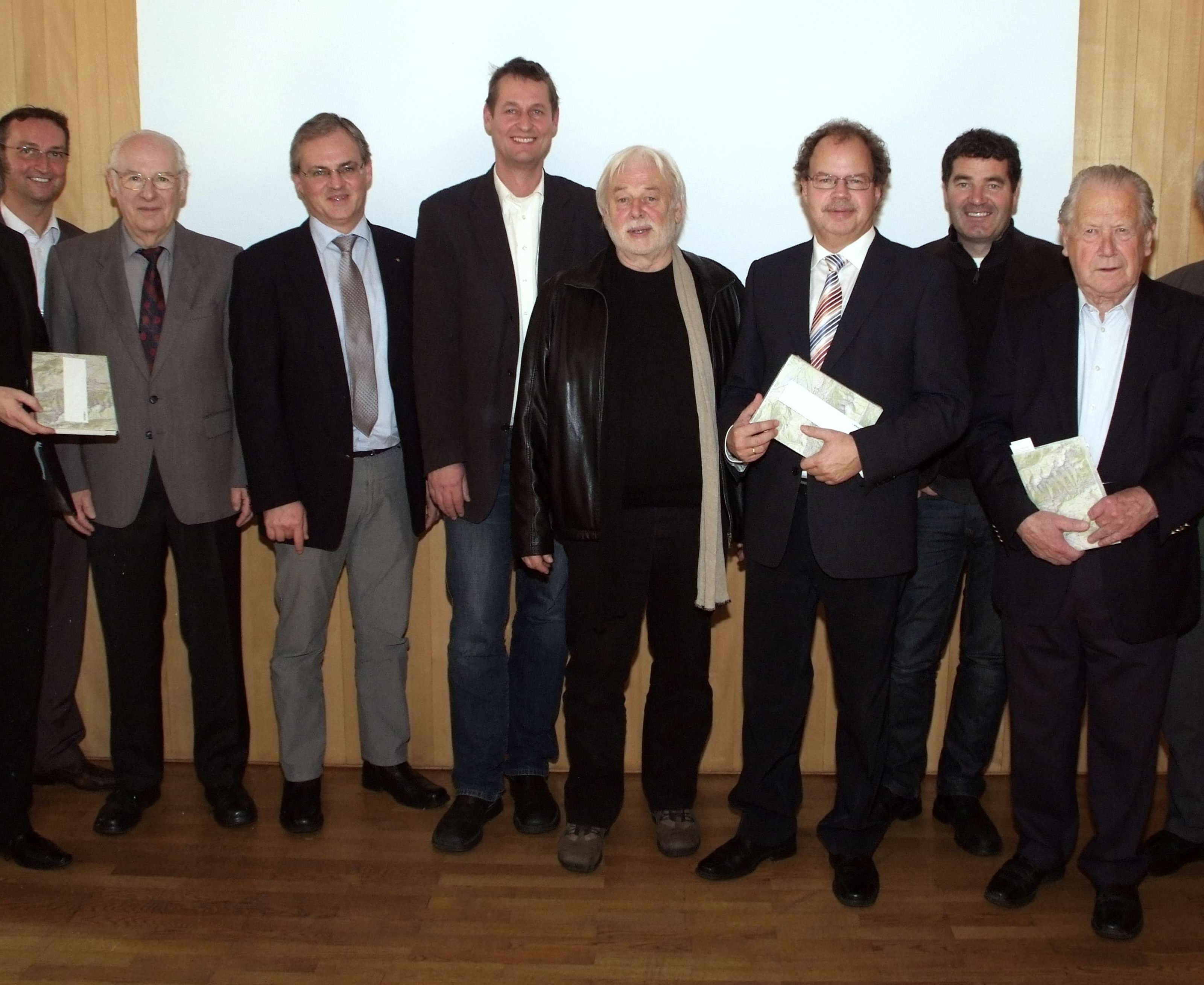„Walgau“ - Buchpräsentation im Ludescher Valüna-Saal „Walgau“ - Buchpräsentation im Ludescher Valüna-Saal
