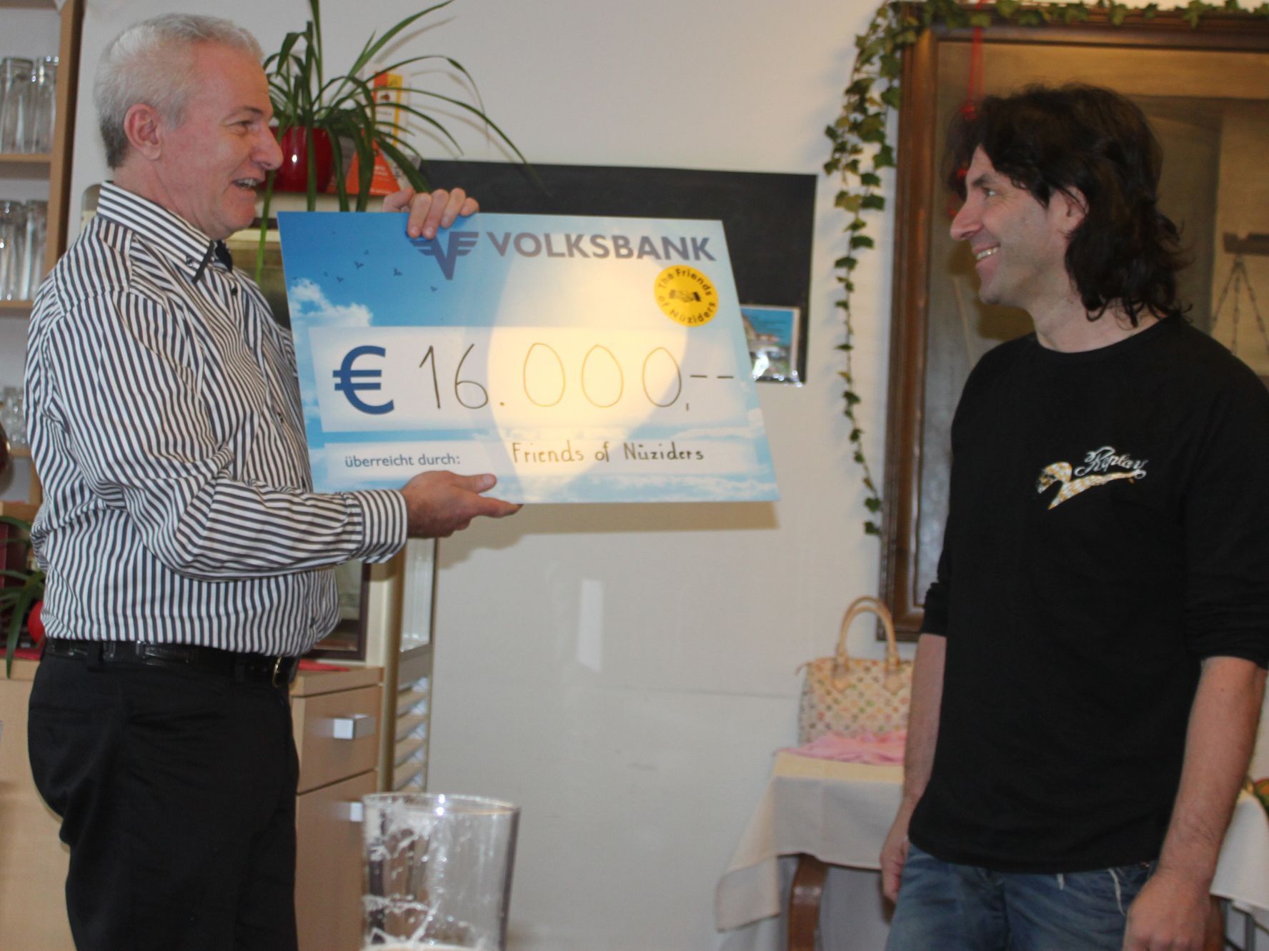 Hilfe für Kinder in Vorarlberg - Übergabe der Friends an Joe Fritsche Hilfe für Kinder in Vorarlberg - Übergabe der Friends an Joe Fritsche