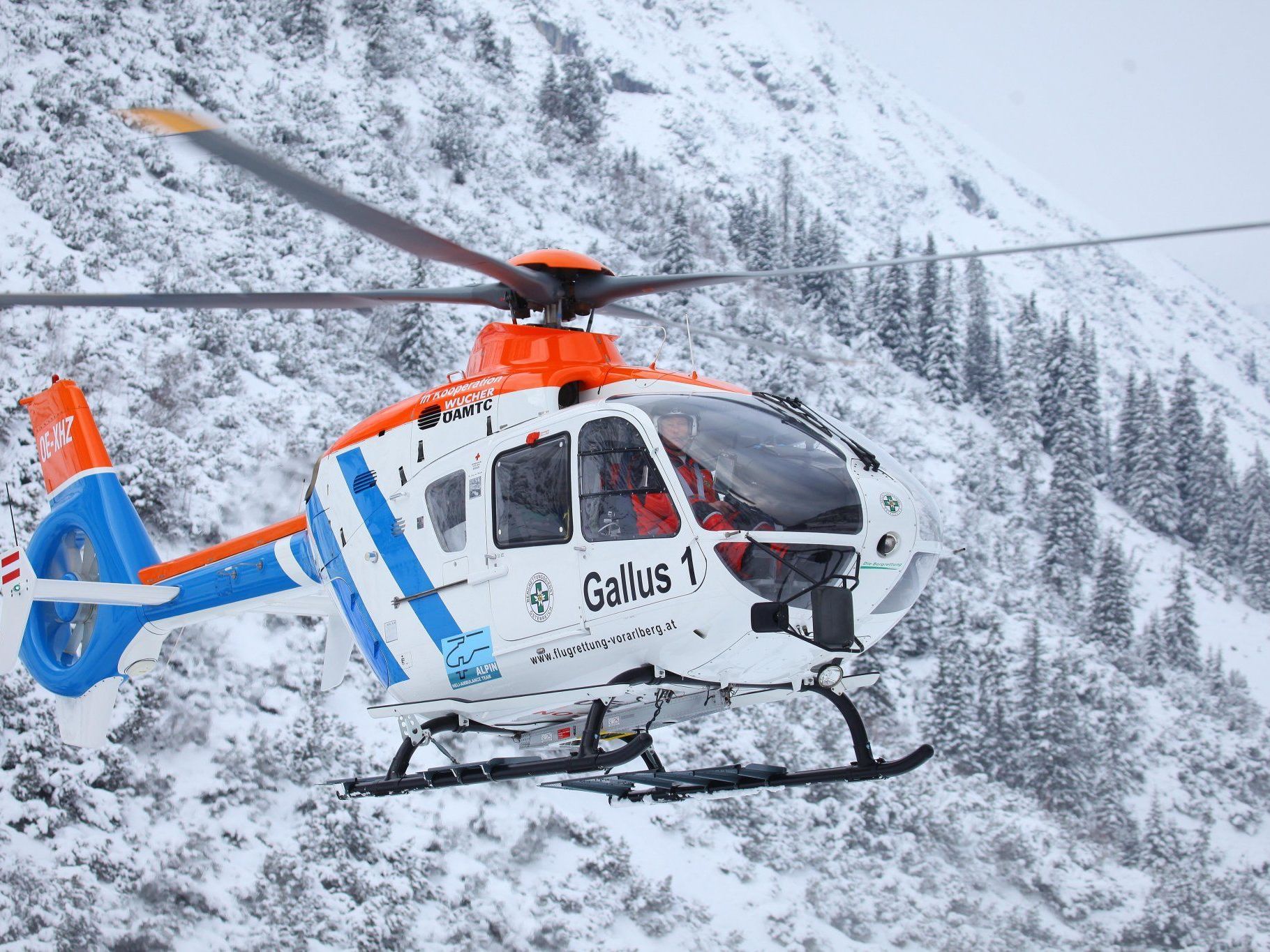 Der Hubschrauber „Gallus 1“ ist wieder im Einsatz. Der Hubschrauber „Gallus 1“ ist wieder im Einsatz.