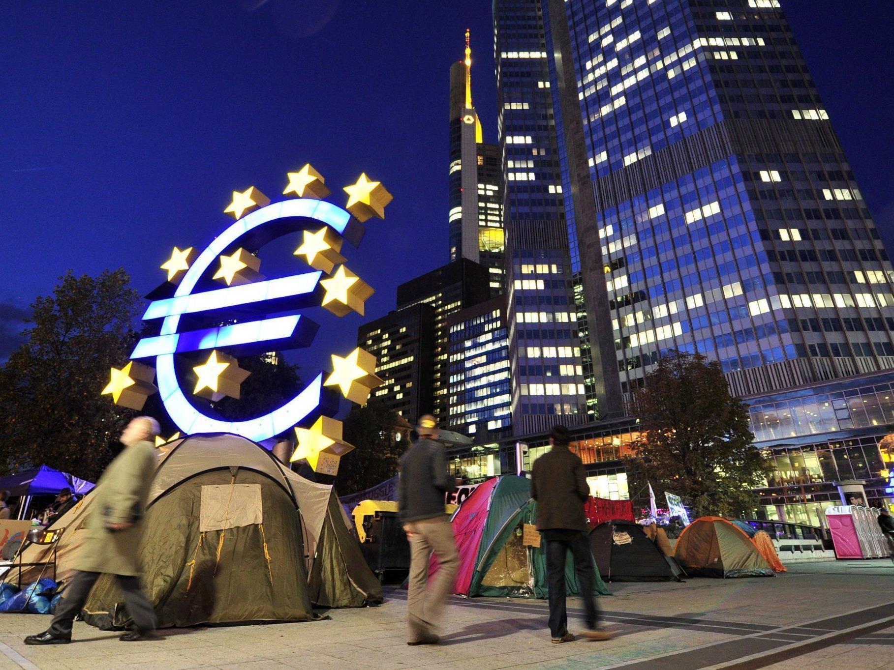 2011 war ein aufregendes Jahr in der EZB-Geschichte, 2012 könnte zum Schicksalsjahr werden.